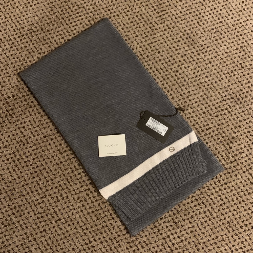 Gucci scarf